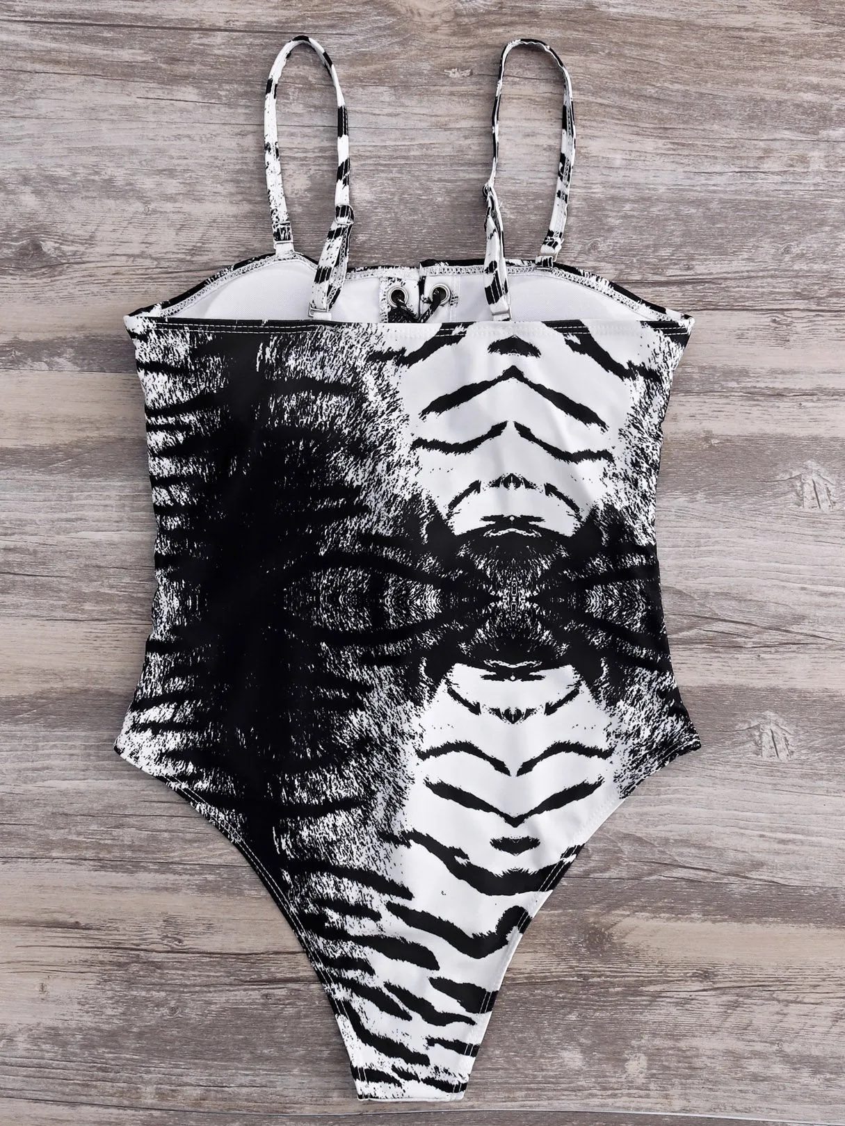 Wholesale Sleeveless Backless Spaghetti Strap Self-Tie Criss-Cross One-Pieces Swimwears